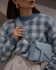 blue sweater with blue bag outfit